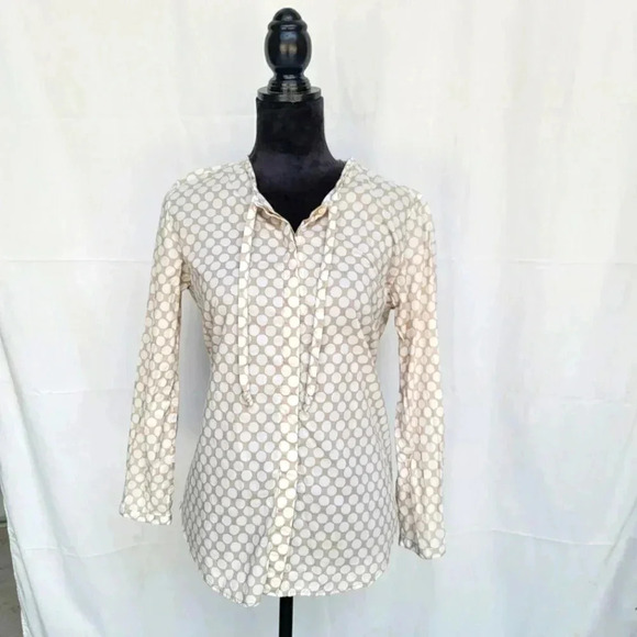 Fossil Blouse Button Shirt Top Polka Dot Beige White 3/4 Sleeve V Neck Tie M - Picture 1 of 10
